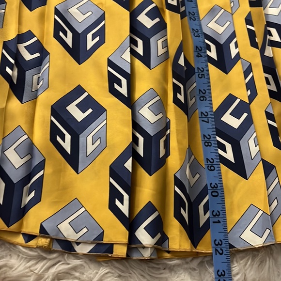 Gucci GG Wallpaper Silk Twill Pleated Skirt, Yellow - Picture 12 of 15